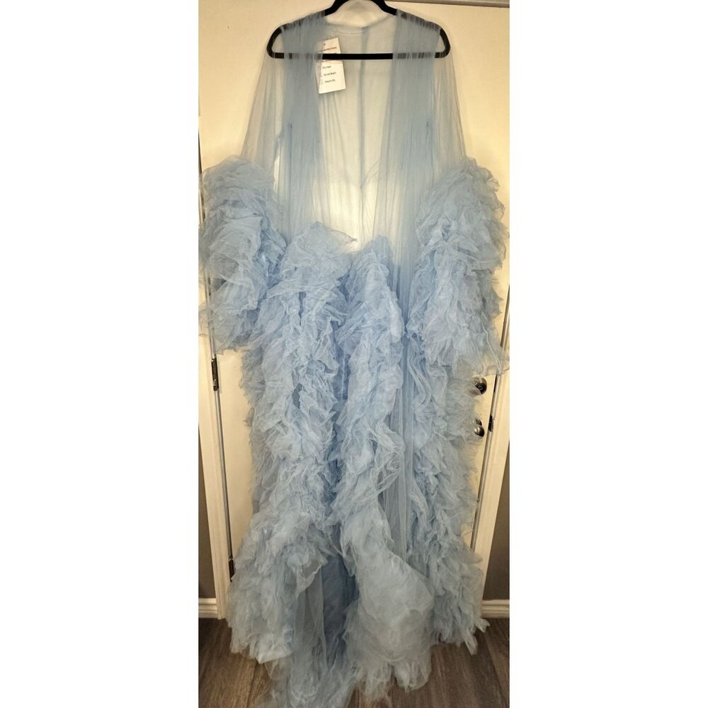 Luxurious Blue Ruffle Tulle Maternity Robe With Train - Picture 6 of 7